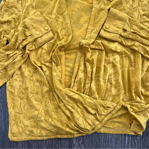 Anthropologie Maeve Lydia Gold Floral Burnout Wrap Blouse - Picture 6 of 8